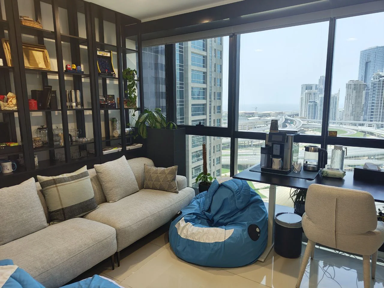 Dubai Office photo 3